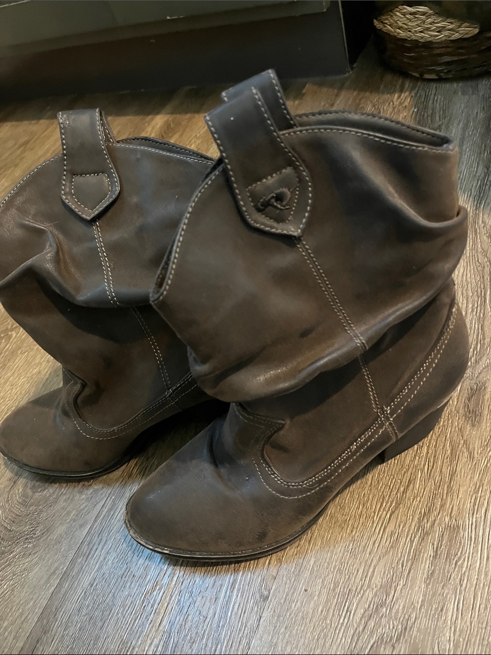 Women's Brown Mid-Heel Western Ankle Boots